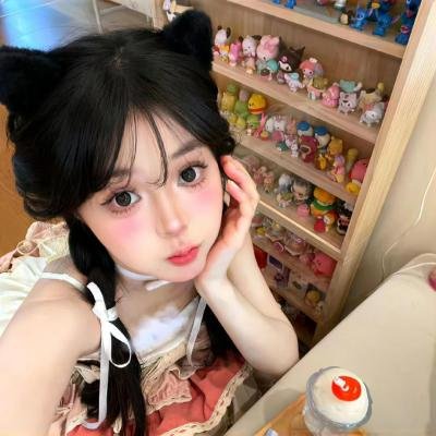 金山上的树叶